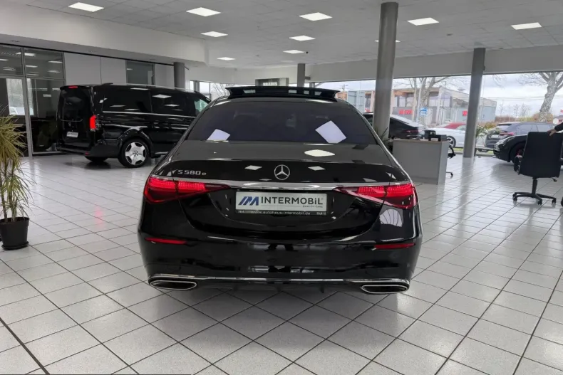 Mercedes-Benz S 580 (Clasa S) din 2022 cu 63.539 km - oferta MER214518 - foto 4