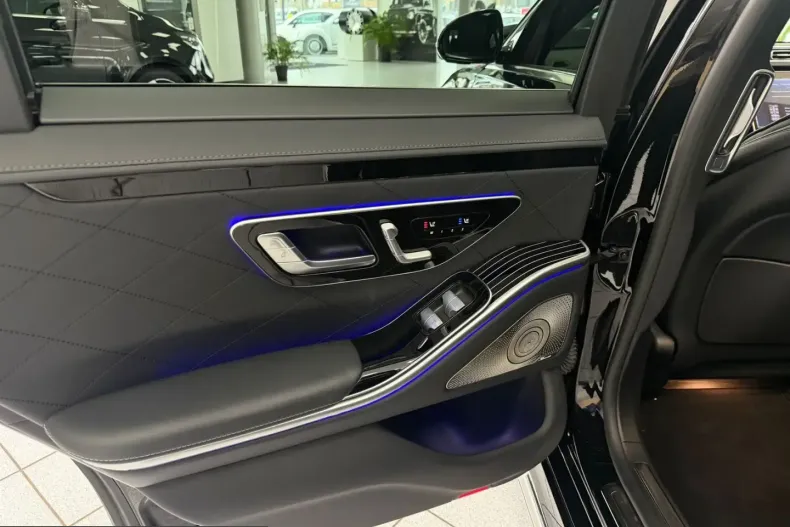 Mercedes-Benz S 580 (Clasa S) din 2022 cu 63.539 km - oferta MER214518 - foto 18