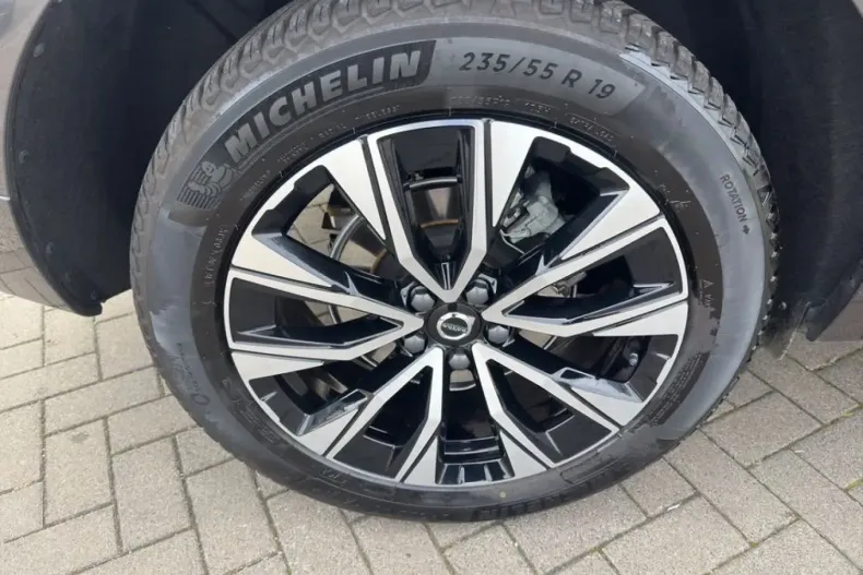 Volvo XC60 din 2024 cu 15.351 km - oferta VOL214520 - foto 16