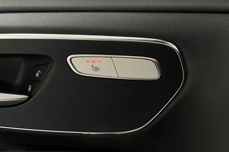 Mercedes-Benz V 300 (Clasa V) din 2024 cu 5.668 km - oferta MER214523 - foto 6