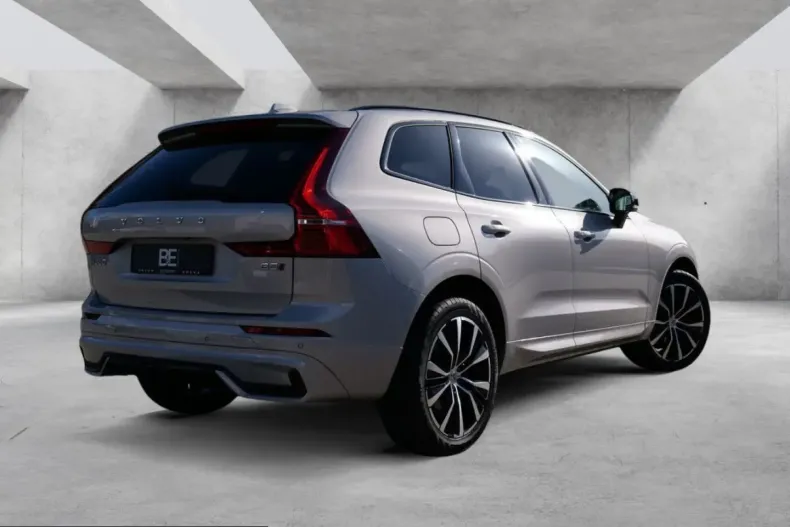 Volvo XC60 din 2023 cu 88.200 km - oferta VOL214525 - foto 4
