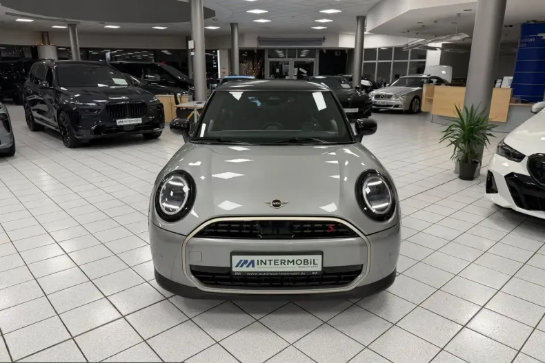 MINI Cooper S din 2025 cu 25.574 km - oferta MIN214526 - foto 1