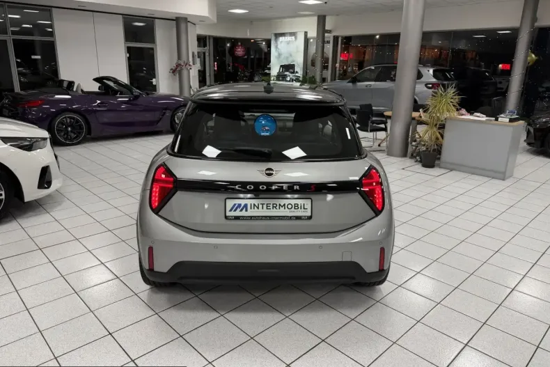 MINI Cooper S din 2025 cu 25.574 km - oferta MIN214526 - foto 4