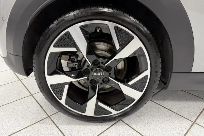 MINI Cooper S din 2025 cu 25.574 km - oferta MIN214526 - foto 6