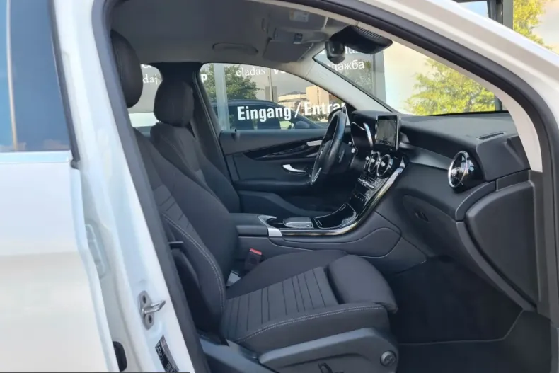 Mercedes-Benz GLC 200 (Clasa GLC) din 2021 cu 83.850 km - oferta MER214529 - foto 16