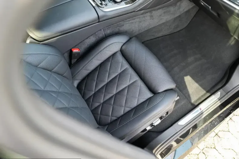 BMW X6 (Seria X) din 2025 cu 21.990 km - oferta BMW214531 - foto 21