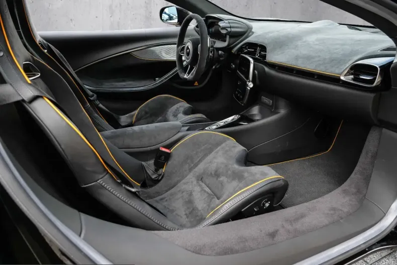 McLaren Artura din 2023 cu 7.810 km - oferta MCL214533 - foto 12