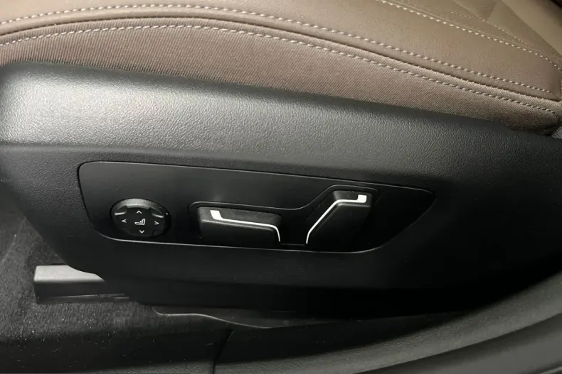 BMW 540 (Seria 5) din 2024 cu 11.000 km - oferta BMW214535 - foto 12