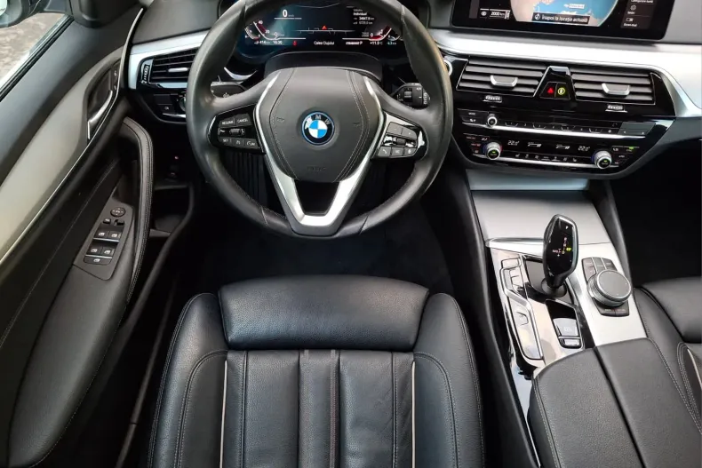 BMW 530e (Seria 5) din 2021 cu 120.812 km - oferta BMW214542 - foto 14