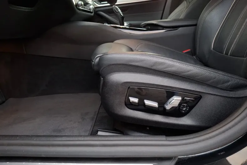BMW 530e (Seria 5) din 2021 cu 120.812 km - oferta BMW214542 - foto 29