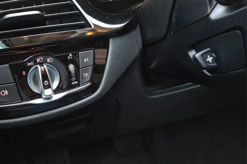 BMW 530e (Seria 5) din 2021 cu 120.812 km - oferta BMW214542 - foto 30