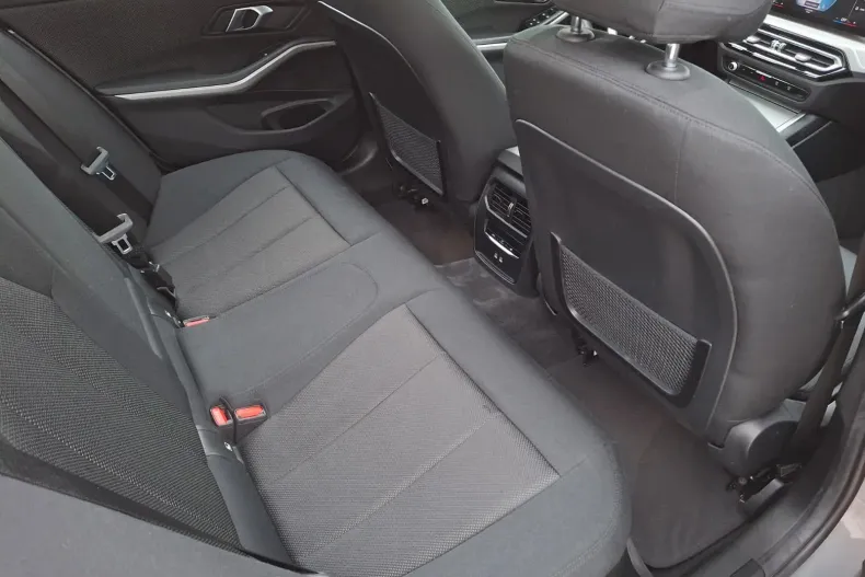 BMW 320e (Seria 3) din 2022 cu 129.945 km - oferta BMW214543 - foto 12
