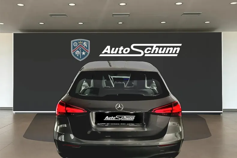 Mercedes-Benz A 200 (Clasa A) din 2025 cu 29.900 km - oferta MER214545 - foto 7
