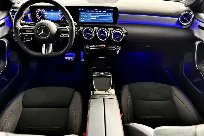 Mercedes-Benz A 200 (Clasa A) din 2025 cu 29.900 km - oferta MER214545 - foto 18