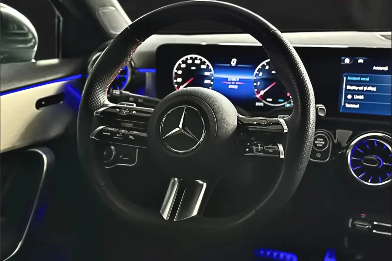 Mercedes-Benz A 200 (Clasa A) din 2025 cu 29.900 km - oferta MER214545 - foto 19