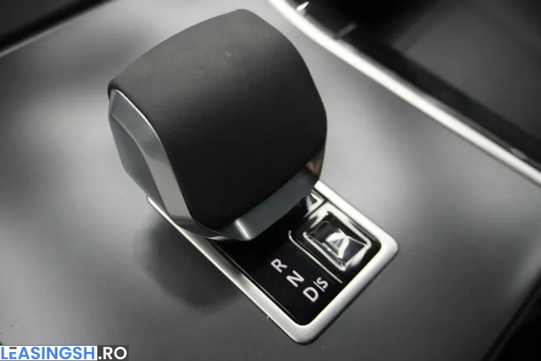 Land Rover Range Rover Velar din 2023 cu 64.784 km - oferta LAN214549 - foto 25