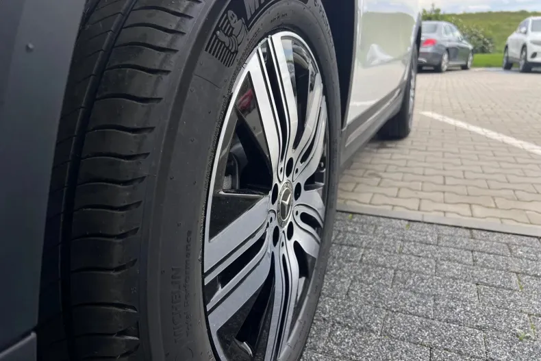 Mercedes-Benz EQA din 2025 cu 4.500 km - oferta MER214554 - foto 16