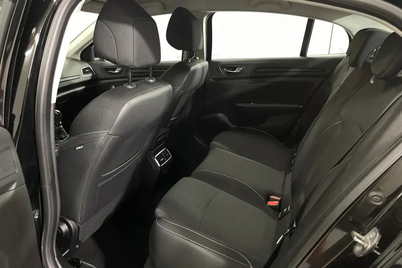 Renault Megane din 2023 cu 27.115 km - oferta REN214559 - foto 11
