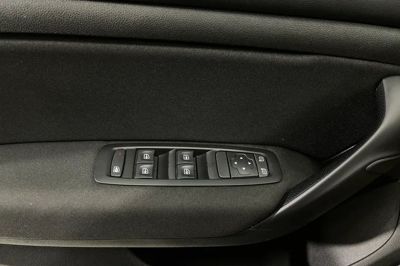 Renault Megane din 2023 cu 27.115 km - oferta REN214559 - foto 17