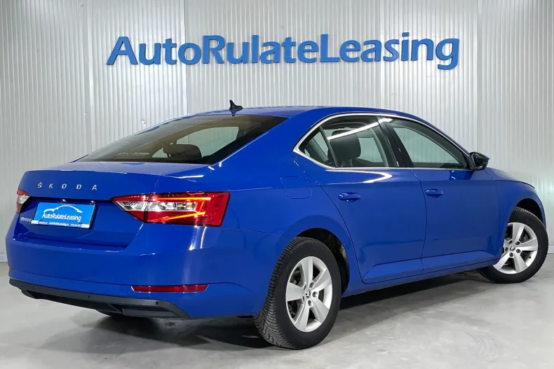 Skoda Superb din 2022 cu 60.045 km - oferta SKO214561 - foto 4