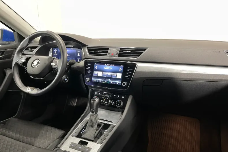 Skoda Superb din 2022 cu 60.045 km - oferta SKO214561 - foto 8