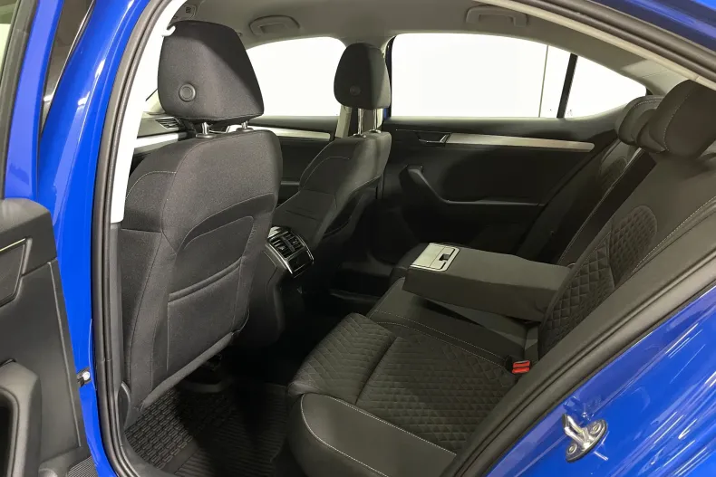 Skoda Superb din 2022 cu 60.045 km - oferta SKO214561 - foto 11