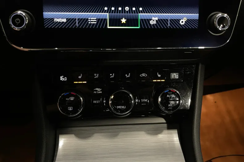 Skoda Superb din 2022 cu 60.045 km - oferta SKO214561 - foto 18