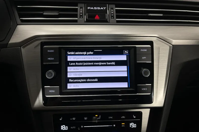 Volkswagen Passat din 2022 cu 38.665 km - oferta VOL214563 - foto 17