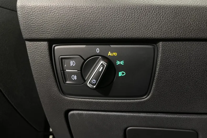 Volkswagen Passat din 2022 cu 38.665 km - oferta VOL214563 - foto 20