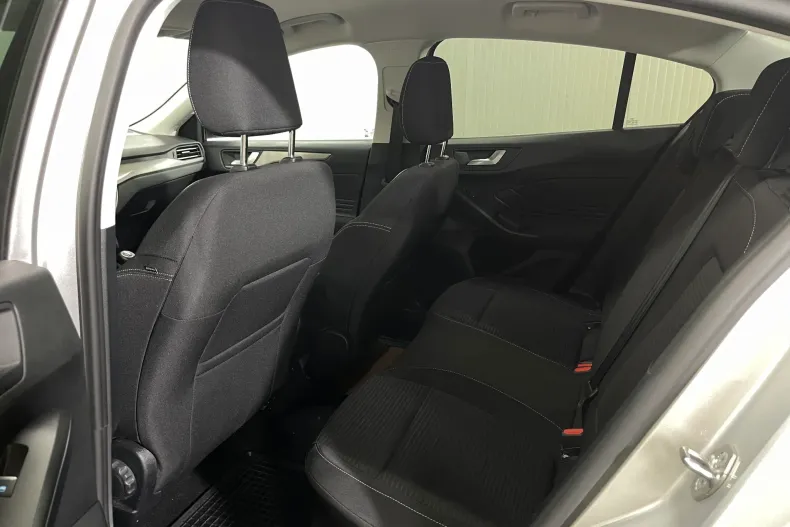 Ford Focus din 2023 cu 40.254 km - oferta FOR214567 - foto 11
