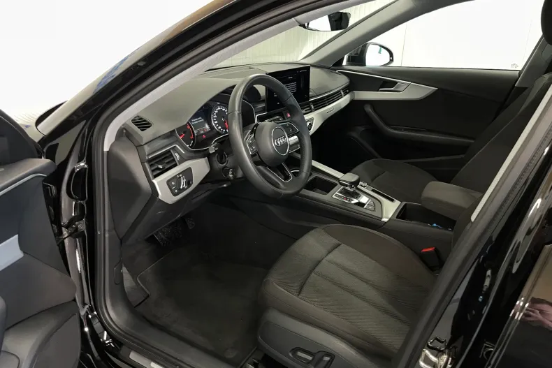 Audi A4 din 2022 cu 52.766 km - oferta AUD214577 - foto 5