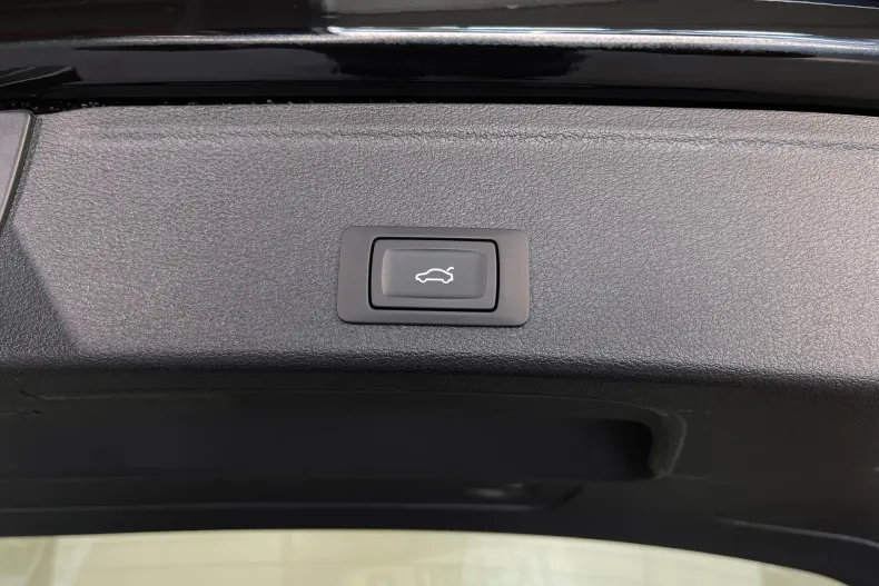 Audi A4 din 2022 cu 52.766 km - oferta AUD214577 - foto 22