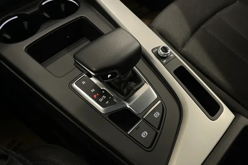 Audi A4 din 2022 cu 52.766 km - oferta AUD214577 - foto 27