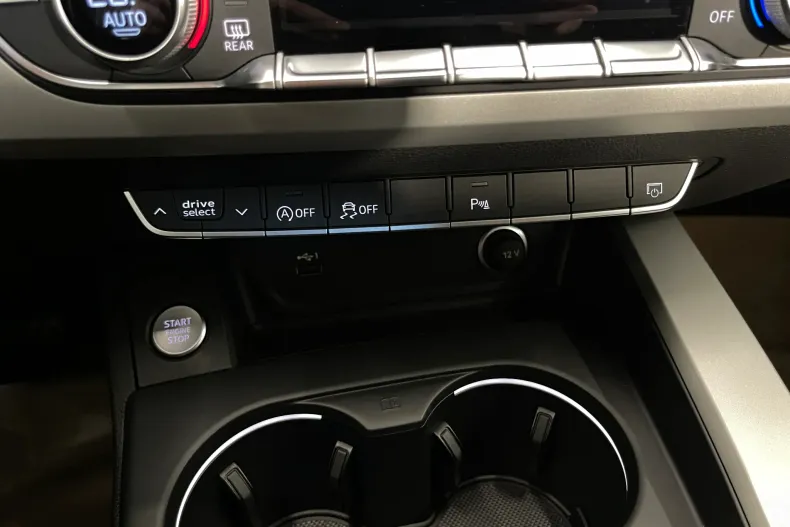 Audi A4 din 2022 cu 52.766 km - oferta AUD214577 - foto 28