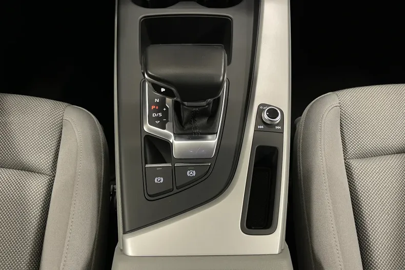 Audi A4 din 2023 cu 78.787 km - oferta AUD214582 - foto 22