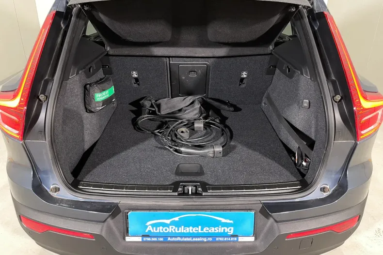 Volvo XC40 din 2020 cu 85.395 km - oferta VOL214583 - foto 13