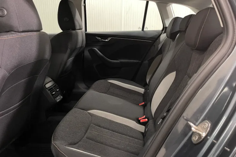 Skoda Scala din 2021 cu 35.213 km - oferta SKO214585 - foto 11