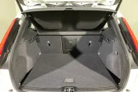 Volvo XC40 din 2021 cu 69.676 km - oferta VOL214593 - foto 12