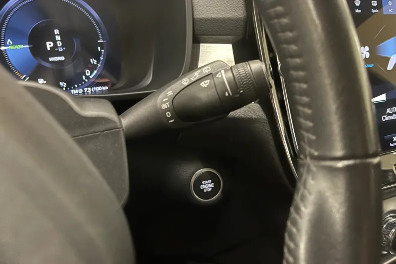 Volvo XC40 din 2021 cu 69.676 km - oferta VOL214593 - foto 26