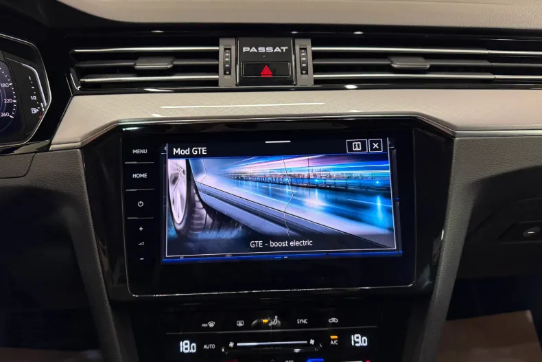 Volkswagen Passat din 2021 cu 129.813 km - oferta VOL214596 - foto 15