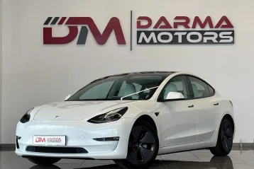Tesla Model 3 din 2021 - oferta TES214601
