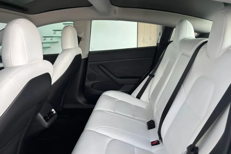 Tesla Model 3 din 2021 cu 79.800 km - oferta TES214601 - foto 15