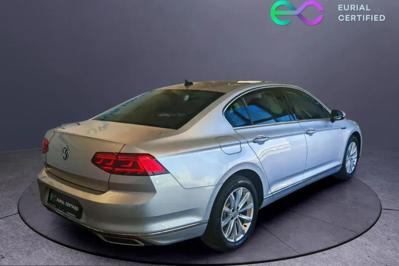 Volkswagen Passat din 2020 cu 155.674 km - oferta VOL214604 - foto 4