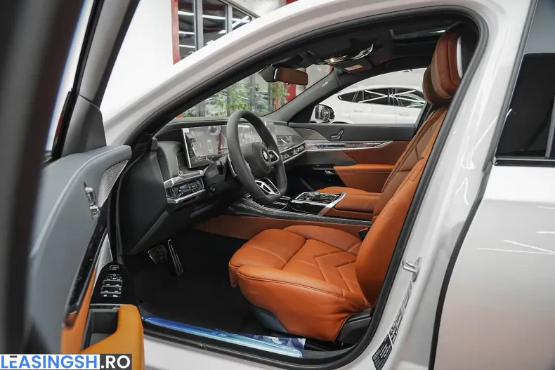 BMW 740d (Seria 7) din 2025 cu 20 km - oferta BMW214609 - foto 4