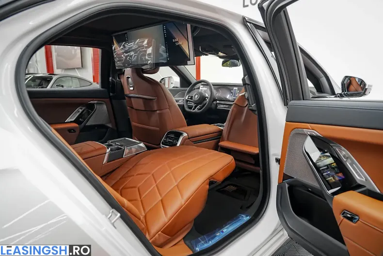 BMW 740d (Seria 7) din 2025 cu 20 km - oferta BMW214609 - foto 16