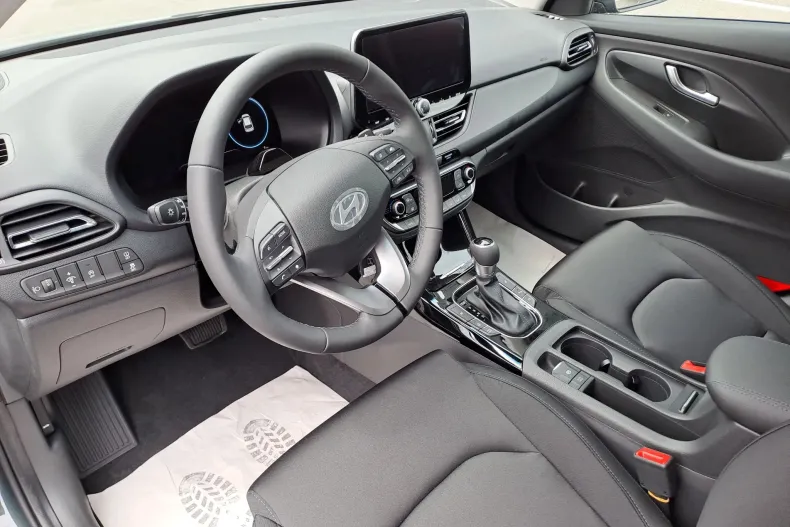 Hyundai i30 din 2026 cu 7 km - oferta HYU214615 - foto 9