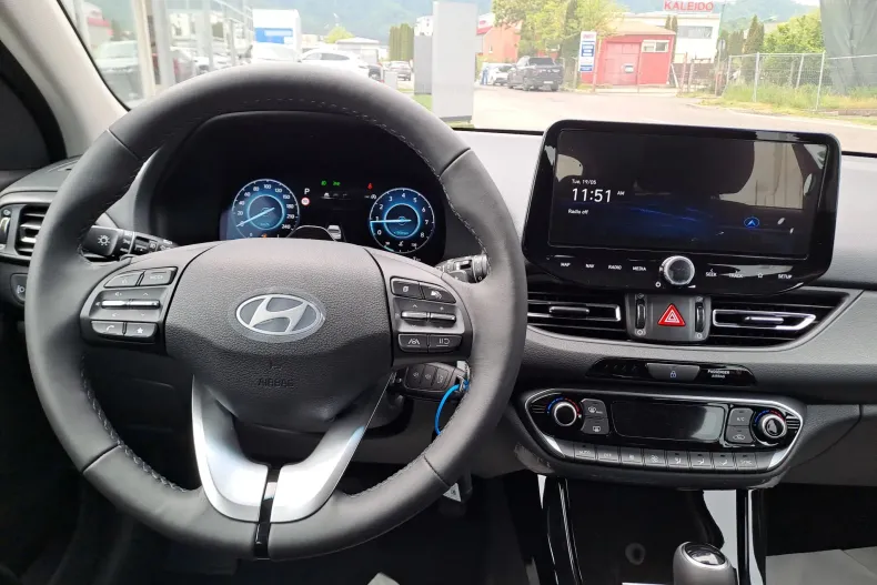 Hyundai i30 din 2026 cu 7 km - oferta HYU214615 - foto 12