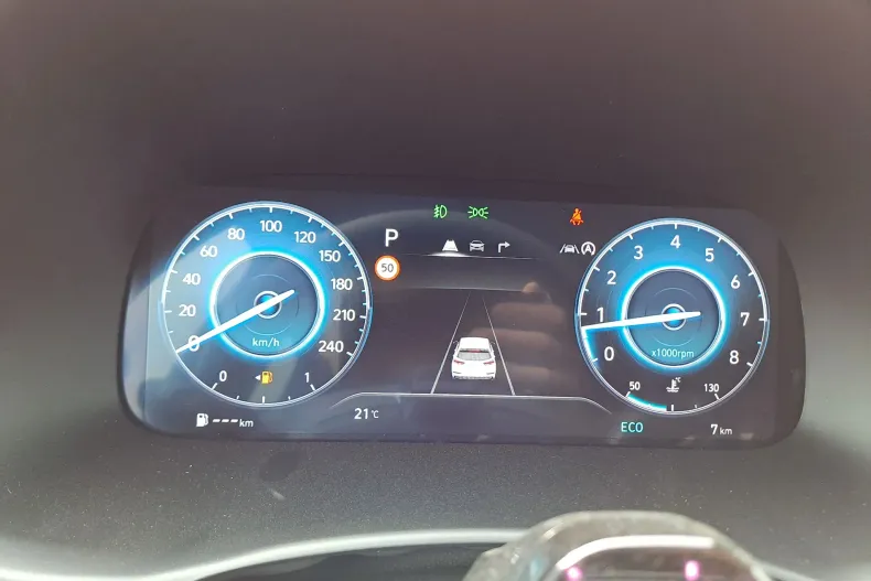 Hyundai i30 din 2026 cu 7 km - oferta HYU214615 - foto 13