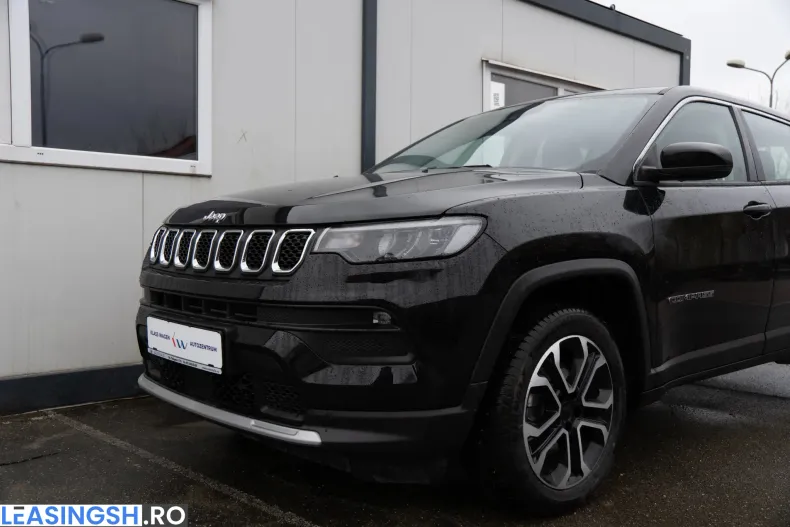 Jeep Compass din 2023 cu 69.777 km - oferta JEE214619 - foto 3