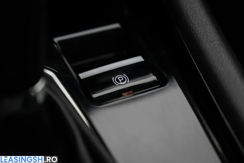 Jeep Compass din 2023 cu 69.777 km - oferta JEE214619 - foto 16